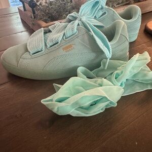 Puma womens Sneakers in Tiffany blue color